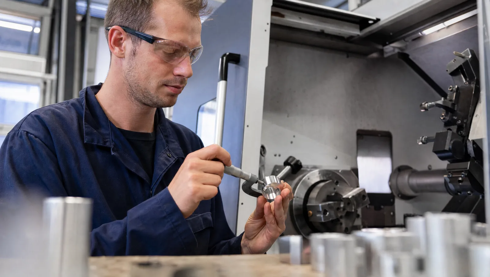 Assemblagemonteur meeneemheftrucks — IJsselstein
